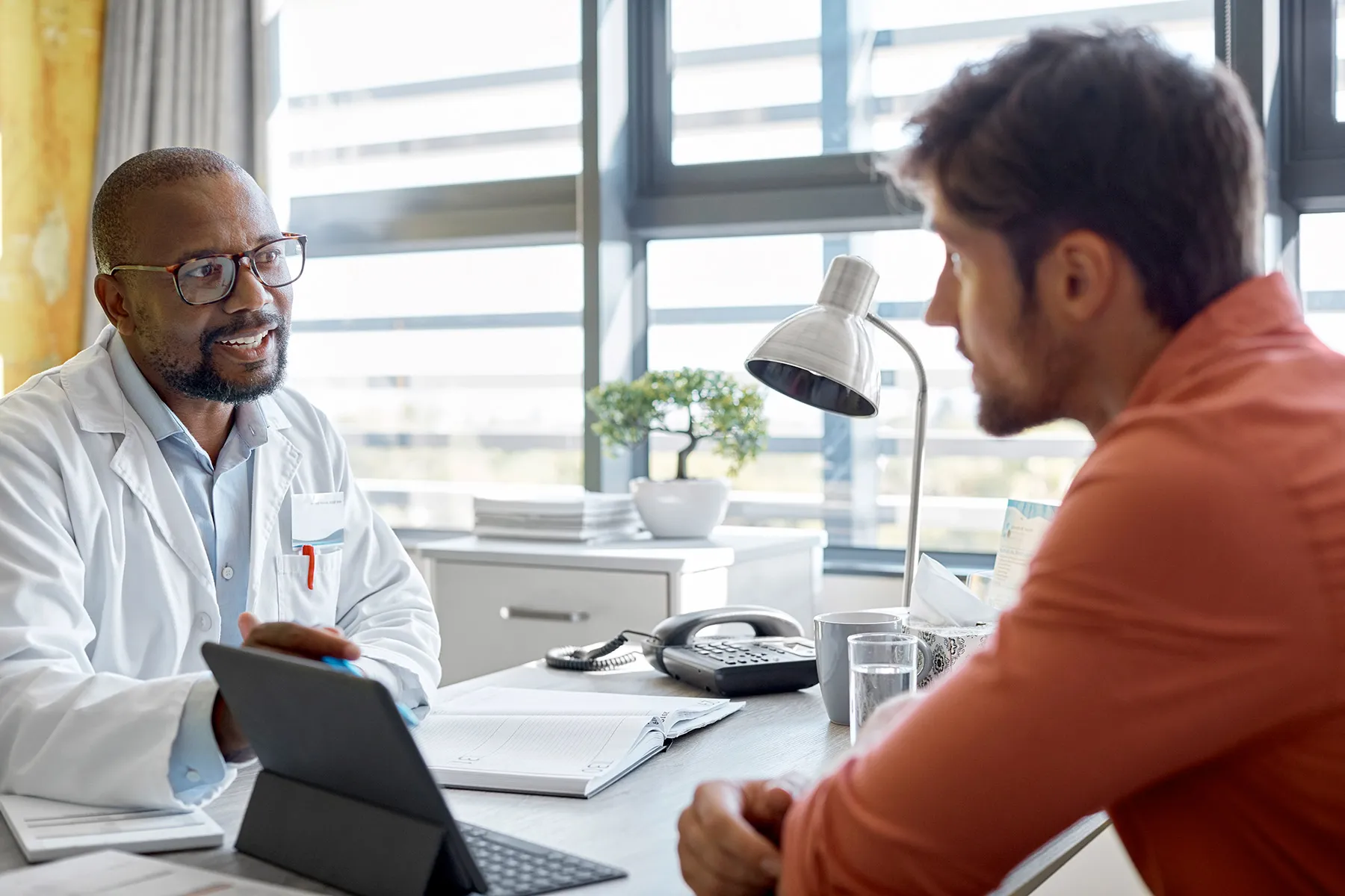 Ritalin vs. Adderall: Differences, Side Effects, Dosage, and Cost