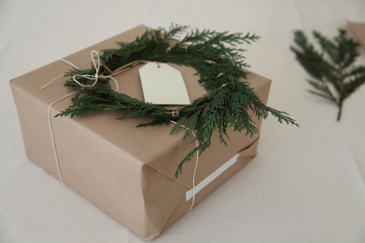 DIY: Holiday Gift Wrap, 5 Ways