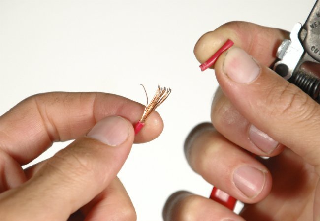 How to Strip Wire – 3 Ways – Bob Vila